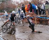 Chaos near the front of the 40-44 race ©Kenton Berg