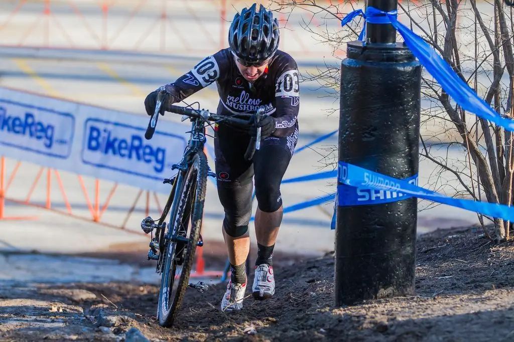 Laura Van Gilder (Van Dessel p/b Mellow Mushroom) on one of the run ups. © Todd 