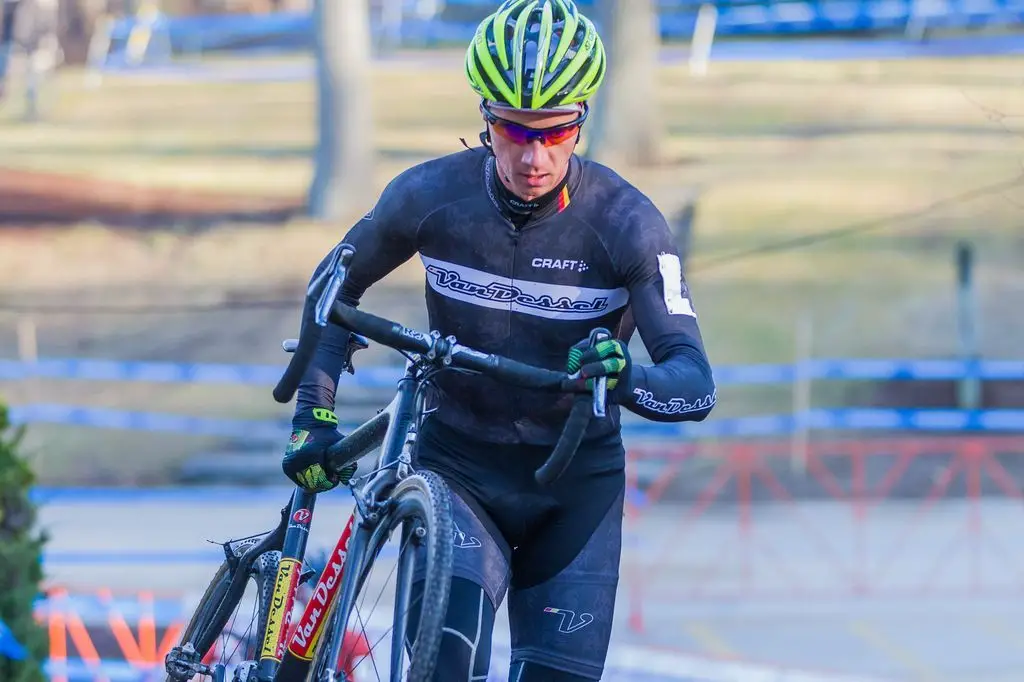 Mike Garrigan (Van Dessel) making his way on the course. © Todd Prekaski