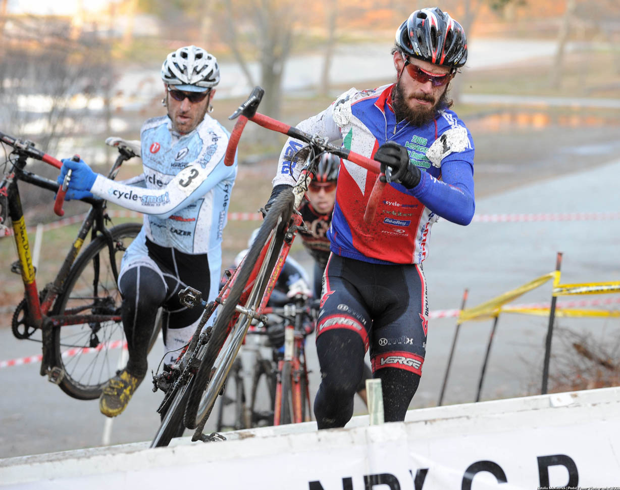 Timmerman and Myerson in the barriers ? Natalia McKittrick | Pedal Power Photography | 2009