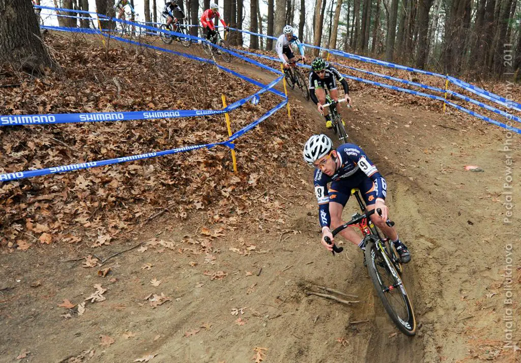 Nick Keough ahead of Jamey Driscoll. ©Natalia Boltukhova | Pedal Power Photography