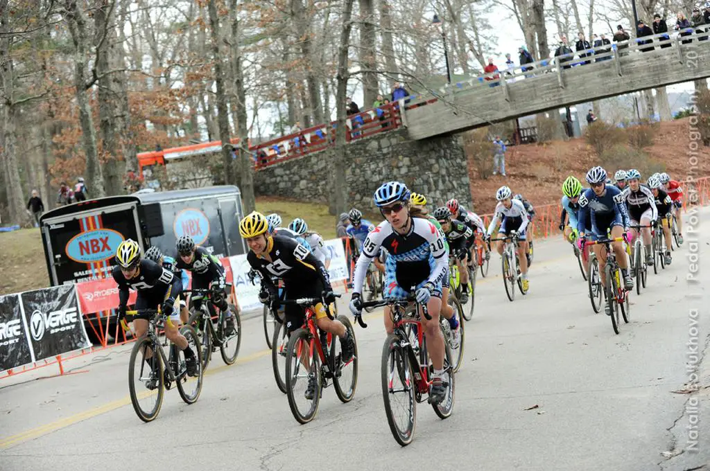 Carolyn Popovic got the holeshot. © Natalia Boltukhova | Pedal Power Photography