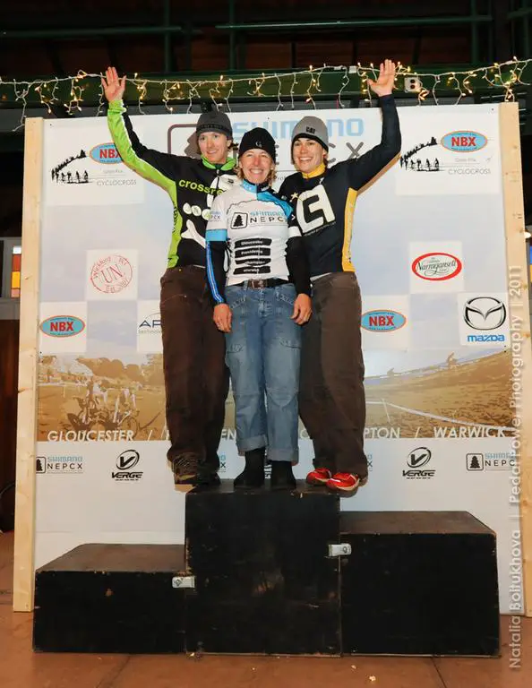 Shimano Elite Series Podium (L to R): Sally Annis, Laura Van Gilder, Andrea Smith. © Natalia Boltukhova | Pedal Power Photography