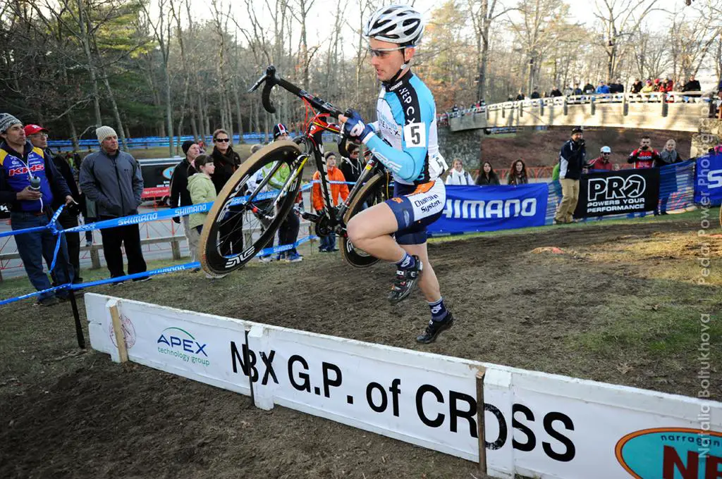 Luke Keough through the planks. © Natalia Boltukhova | Pedal Power Photography