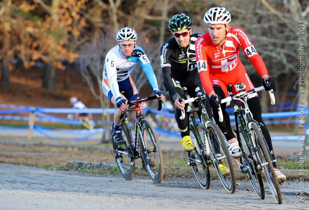 Heule, Driscoll and Keough lead. © Natalia Boltukhova | Pedal Power Photography
