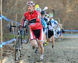 McNicholas leads through the sand. © Natalia Boltukhova | Pedal Power Photography