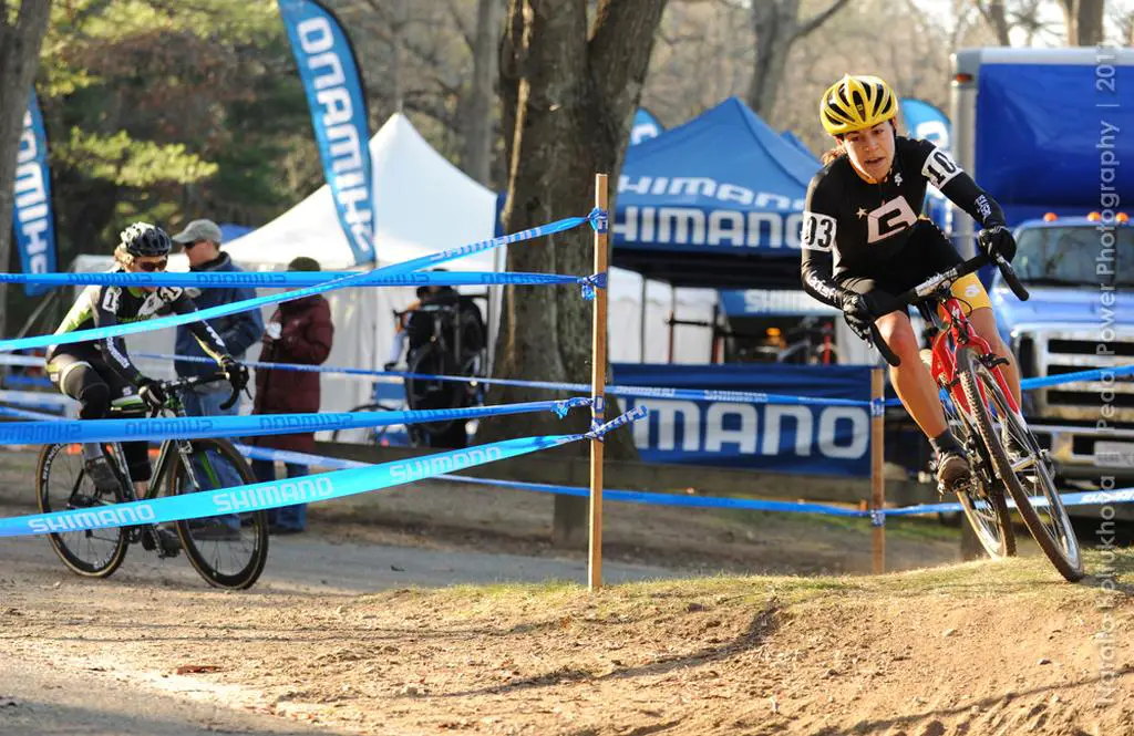 Anthony attacks, covered by Annis. © Natalia Boltukhova | Pedal Power Photography