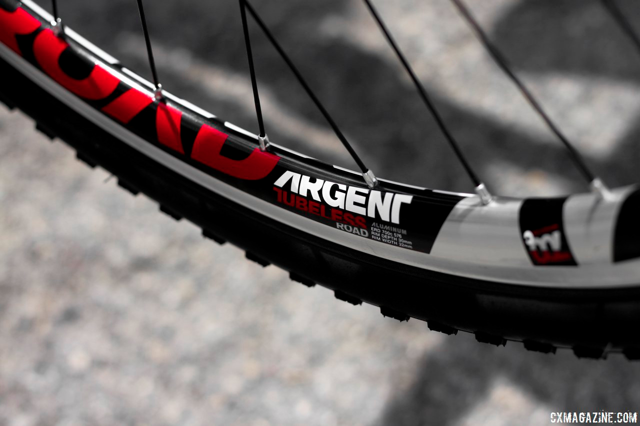 Tubeless ready and 32 spokes. American Classic helps the Supernova Team shed weight for 2014. © Cyclocross Magazine