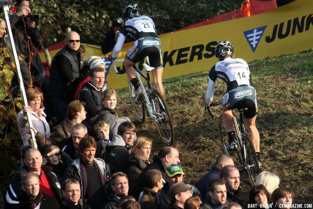 The crowds were out in full force. © Bart Hazen