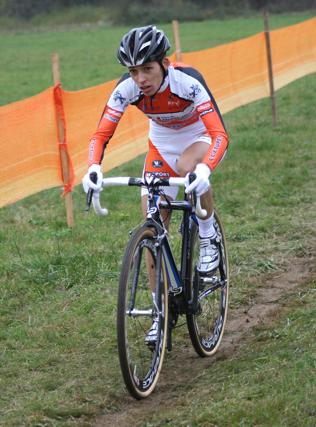Lucie Chainel took the women\'s win. ©Renner Custom CX Team