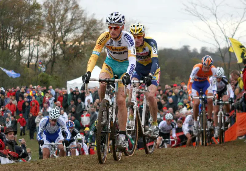 Kevin Pauwels leads a chase at Nommay. ? Bart Hazen