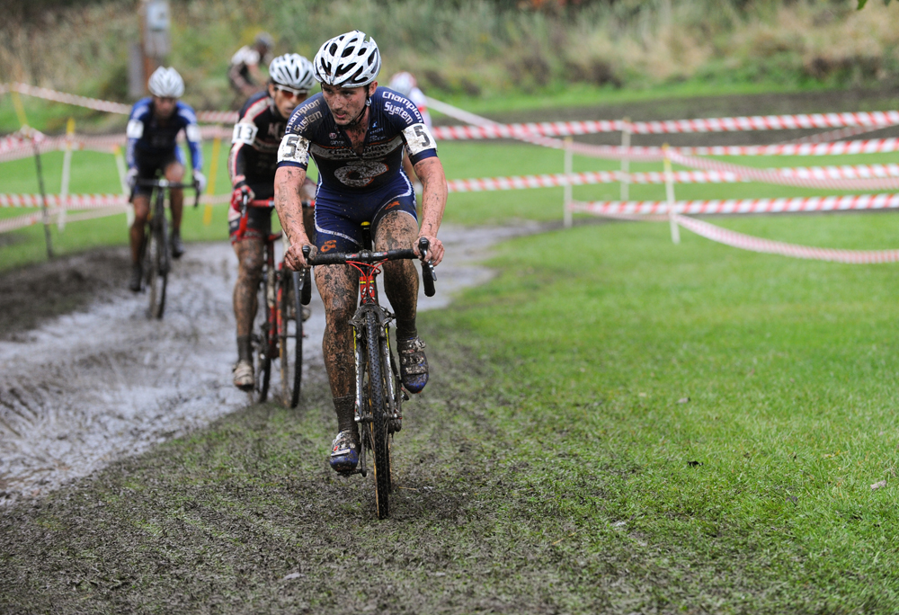 Luke Keough hits the mud. ©  Jeff Bramhall