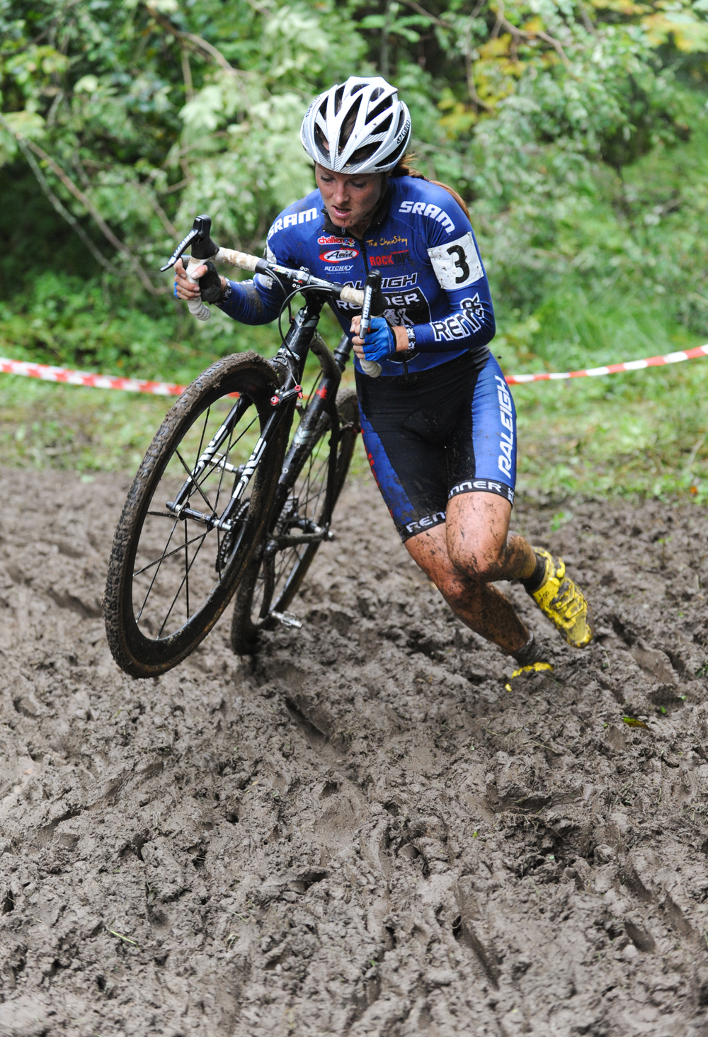 GabbyDay runs through the mud. ©  Jeff Bramhall