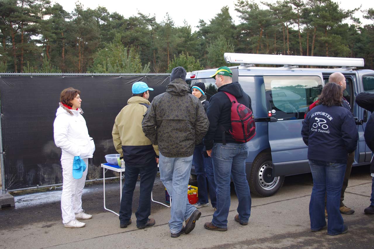 Vardaros meets with supporters after the race. ? Jonas Bruffaerts