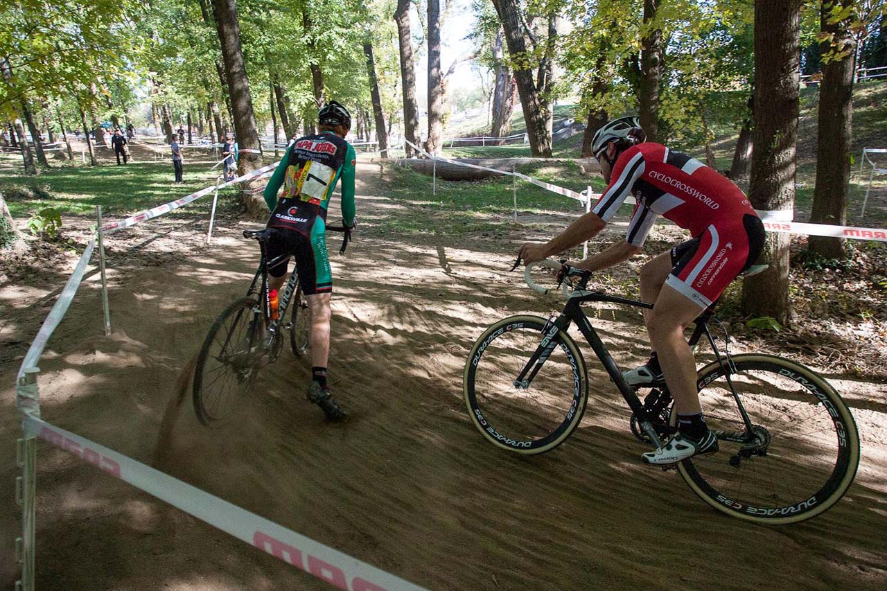 A sandy corner factored into the selections in the Men\'s Elite race. © Kent Baumgardt
