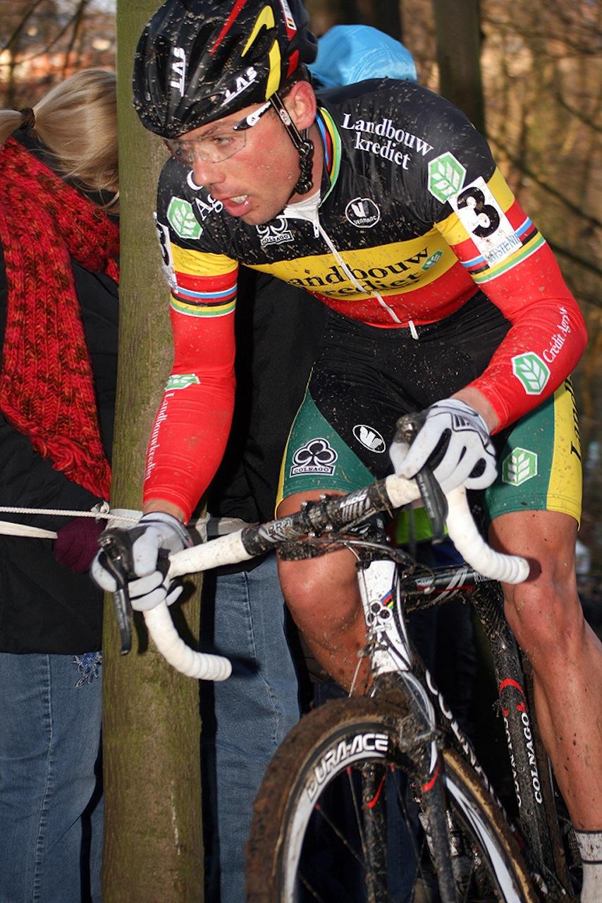Sven Nys was forced to make up a lot of ground after a slow start. ? Bart Hazen 