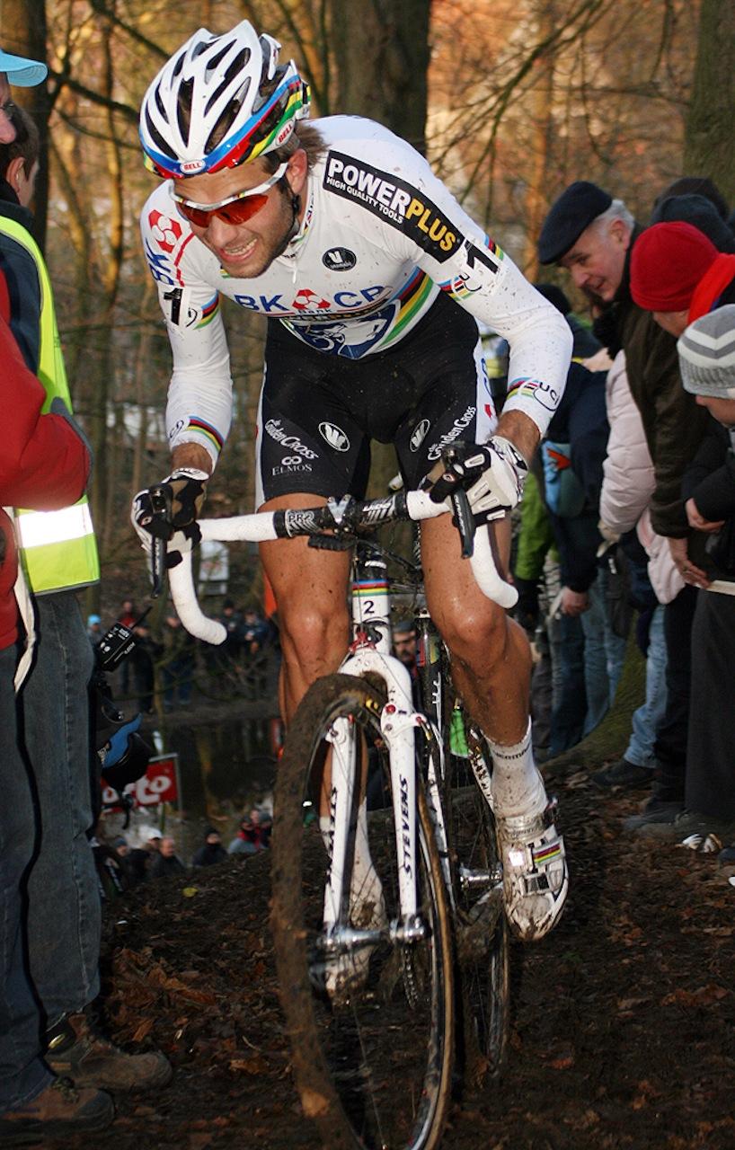 Niels Albert was his old unstoppable self early in the race. ? Bart Hazen 