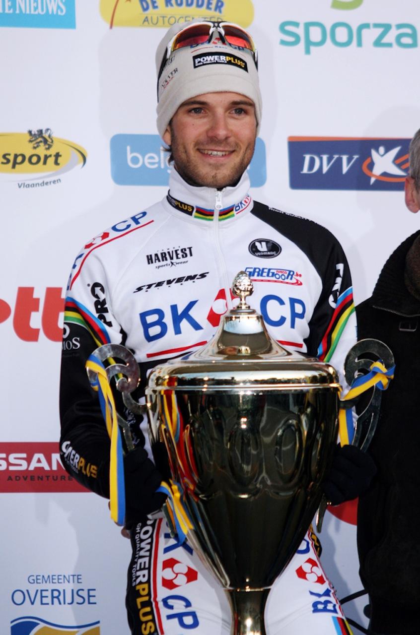 Albert was happy with his big trophy in the Druivencross. ? Bart Hazen  