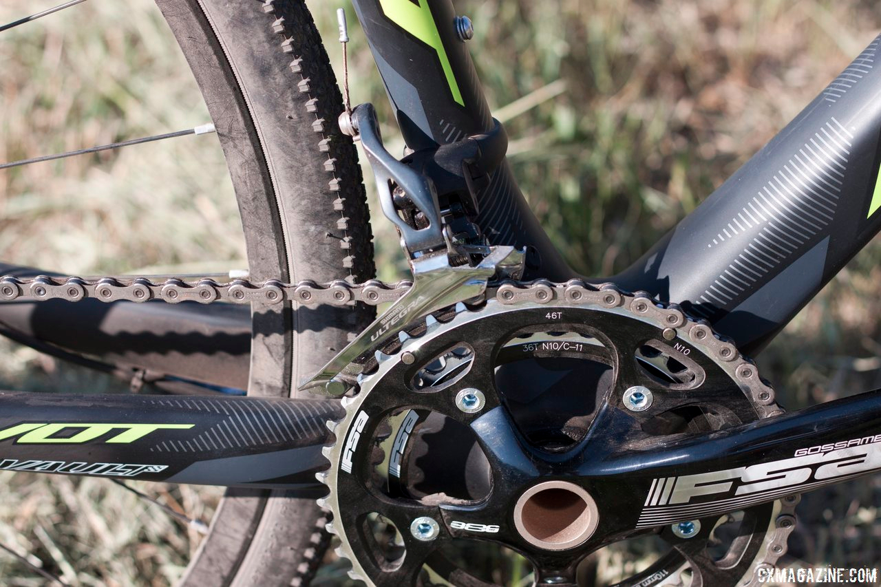 The alloy FSA Gossamer Crankset and 46/36T chainrings will keep you driving through the course. © Cyclocross Magazine