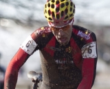 Pietro forced to run to the pits. Masters Men 40-44, 2013 Cyclocross World Championships. © Cyclocross Magazine