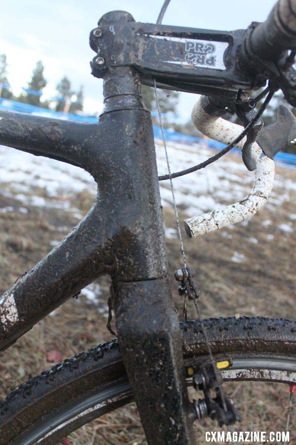 The front end provides stiffness for out of the saddle efforts. © Cyclocross Magazine