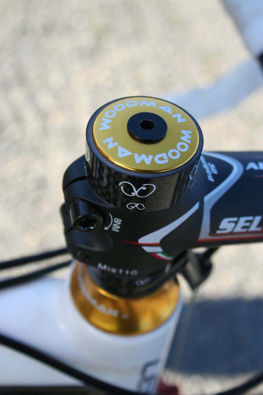 Woodman's distinctive logo shows they supply the carbon spacers as well. © Cyclocross Magazine