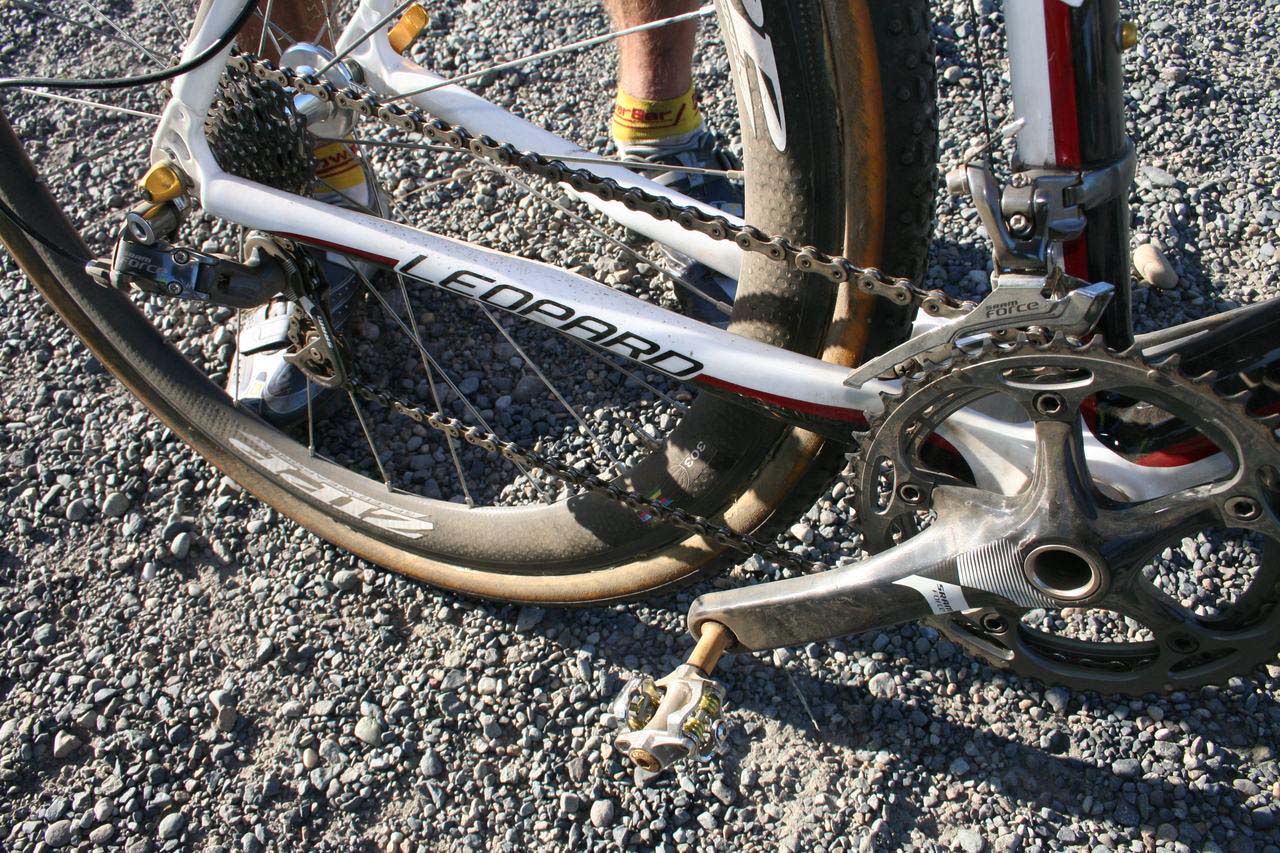 Parbo uses a complete SRAM Force drivetrain. © Cyclocross Magazine