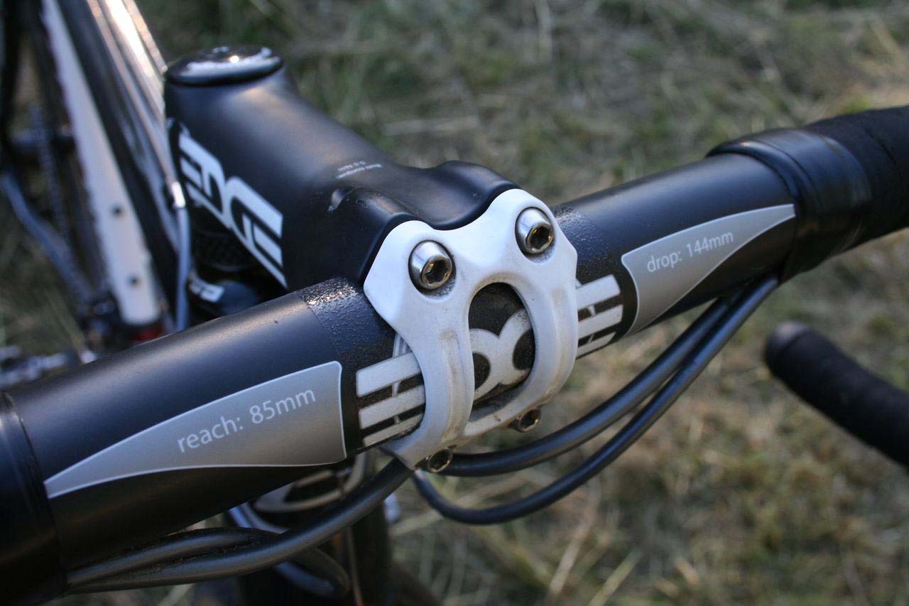 Edge Composites provides the cockpit for Page\'s Blue. © Cyclocross Magazine