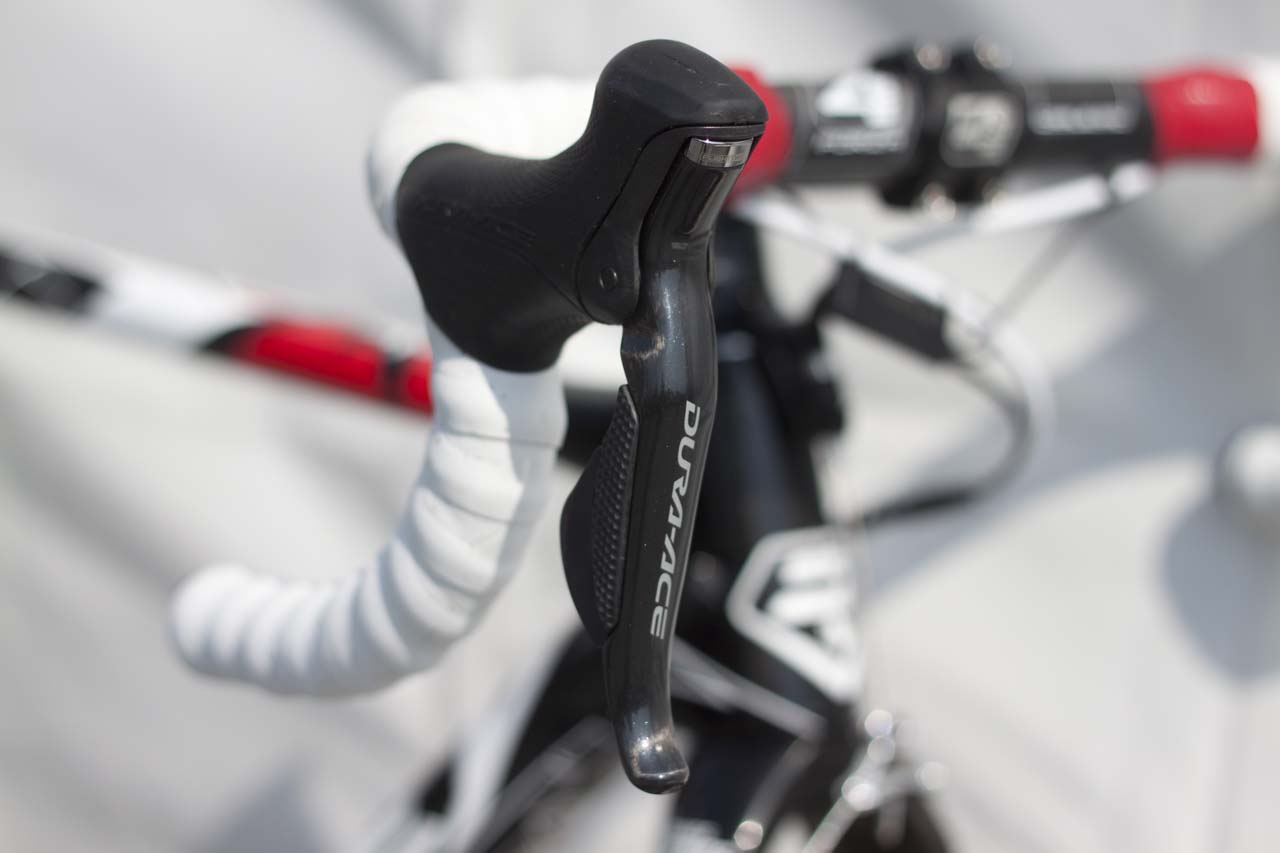Dura Ace Di2 levers provide the controls. © Cyclocross Magazine