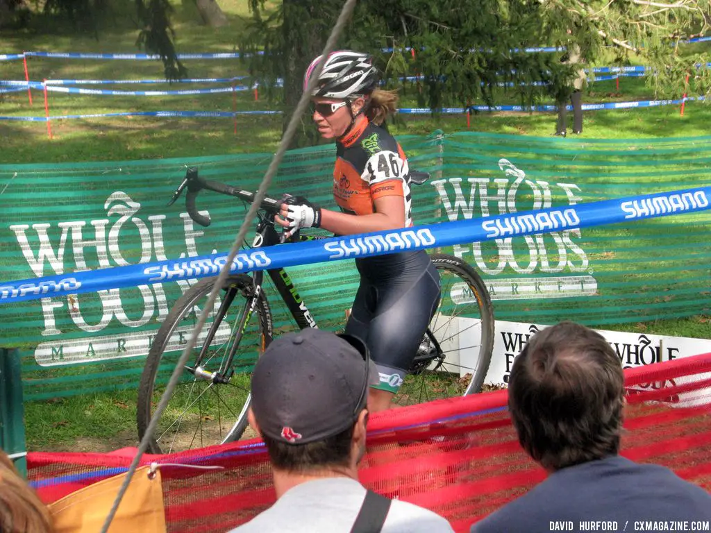 Over the barriers © Cyclocross Magazine