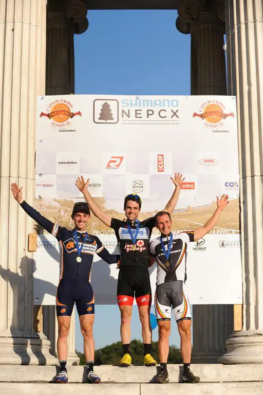 The men’s podium (L to R) Keough, Lindine, St John © Natalia Boltukhova