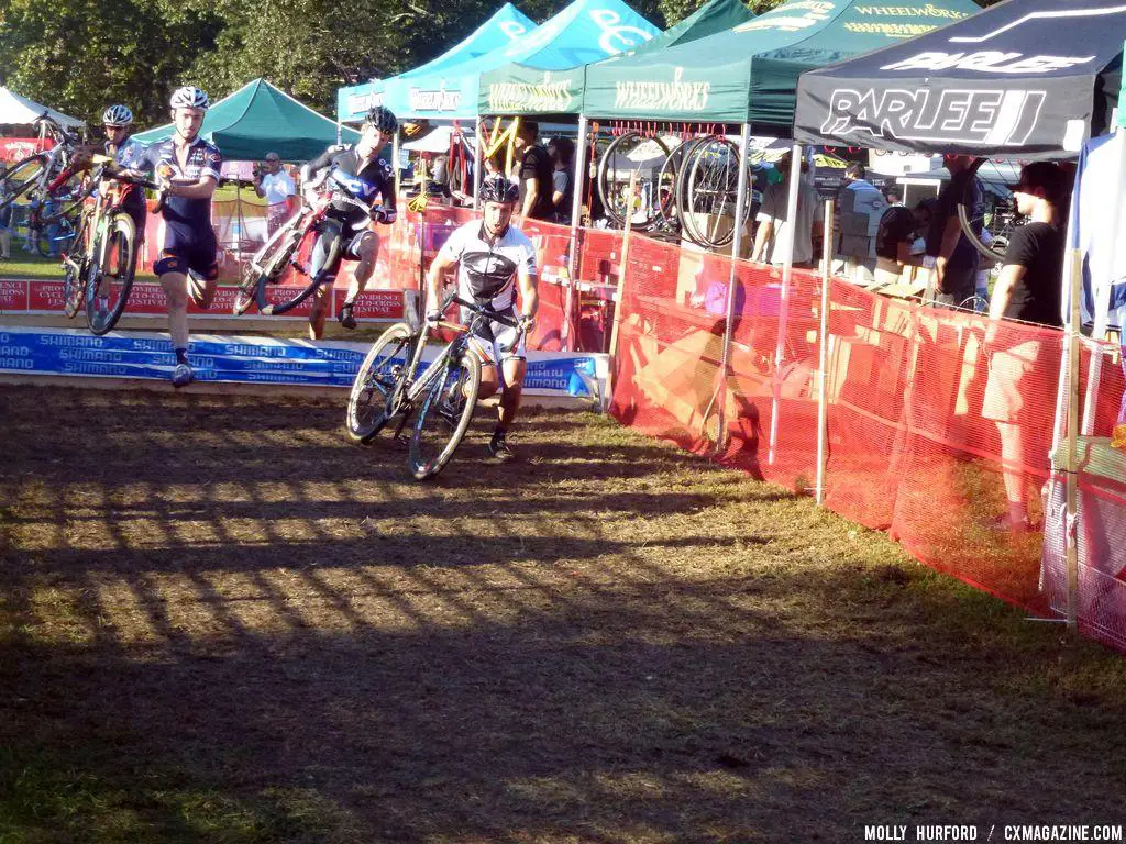 Most riders had no trouble navigating the barriers.  © Cyclocross Magazine