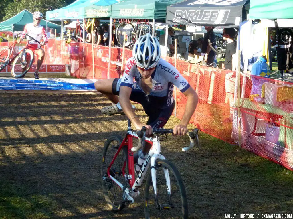 A rider executes a remount.  © Cyclocross Magazine