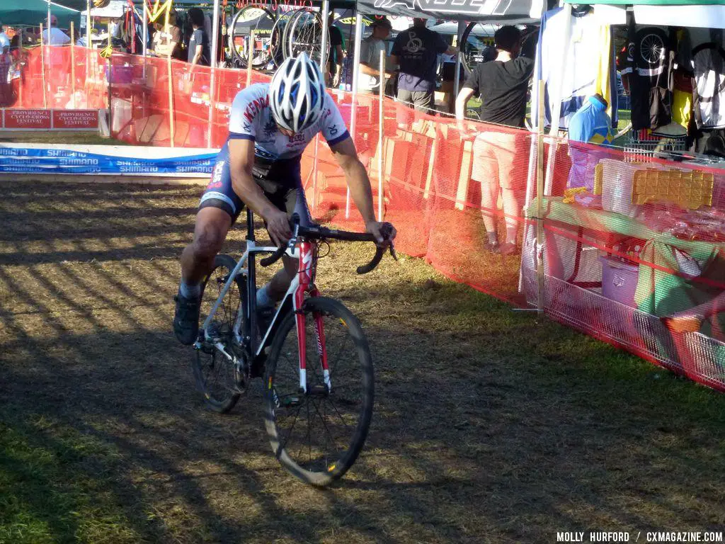 Clipping in can pose a problem post remount.  © Cyclocross Magazine