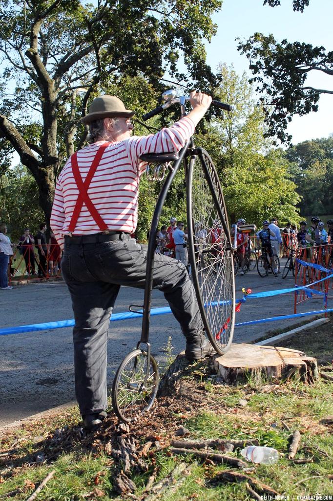 A penny-farthing spectator looks on. © Cyclocross Magazine