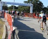 A rider tries to chase on at the start. © Cyclocross Magazine