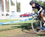 Laura Van Gilder accelerates hard onto the grass. © Keith Hower