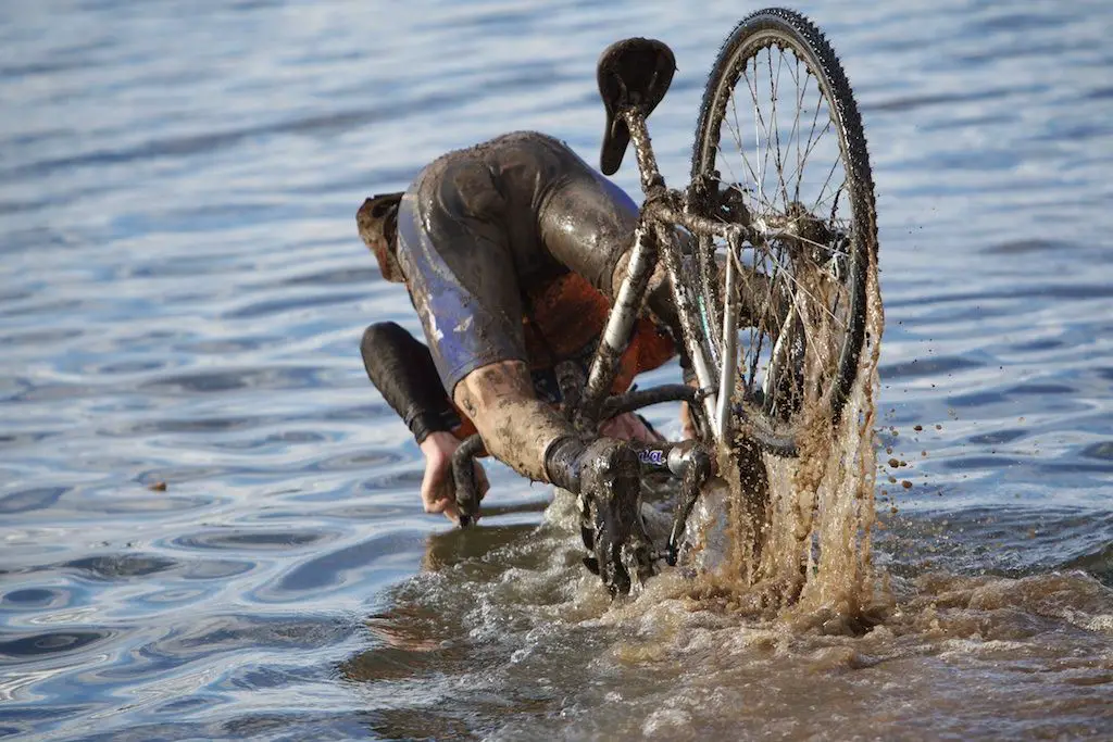 This was the most immediate way to clean up after the race. Rad Racing GP 2010 © Joe Sales