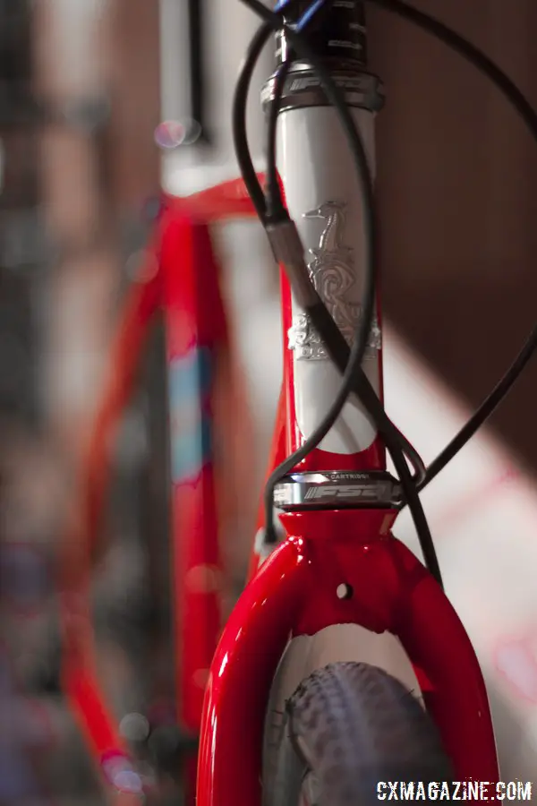 A steel fork on the Raleigh Tamland 2 gravel bike offers sufficient clearance for 40c tires. © Cyclocross Magazine