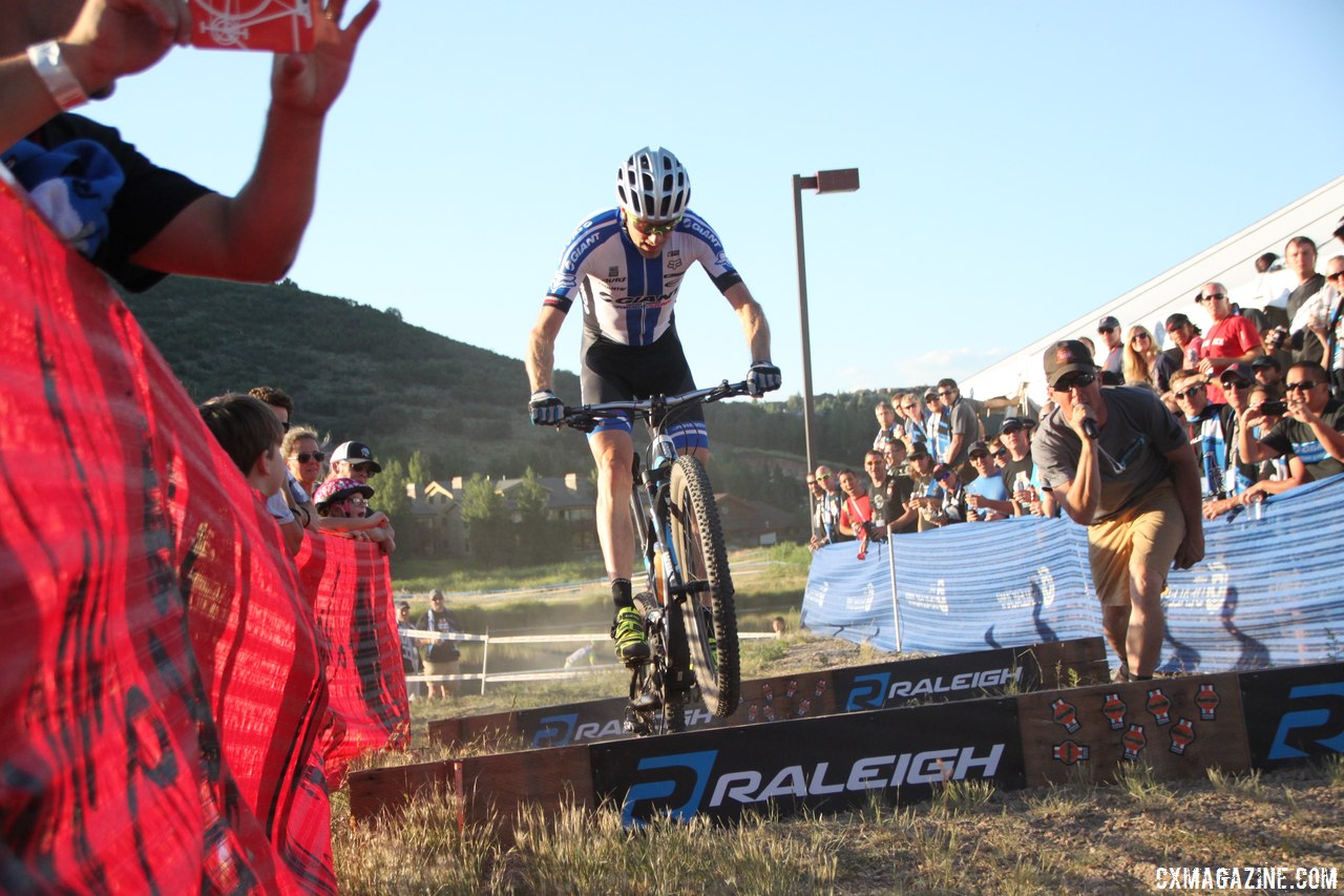 Decker and Fries tag-team to put on a big show for the DealerCamp attendees. © Cyclocross Magazine