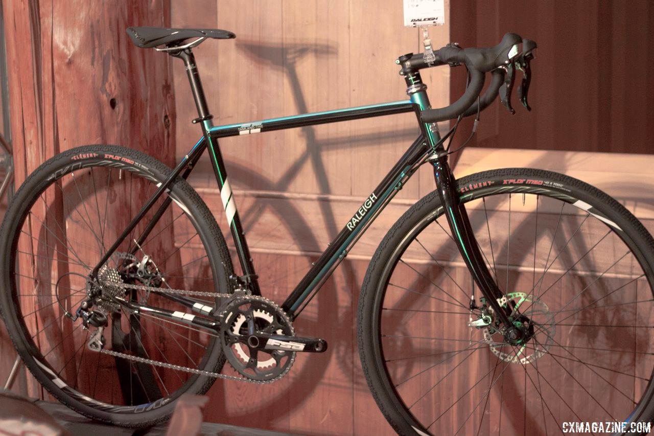 Raleigh Tamland 1 gravel bike with disc brakes. © Cyclocross Magazine