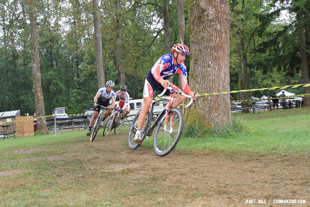 Todd Wells leads the chase. ©Janet Hill