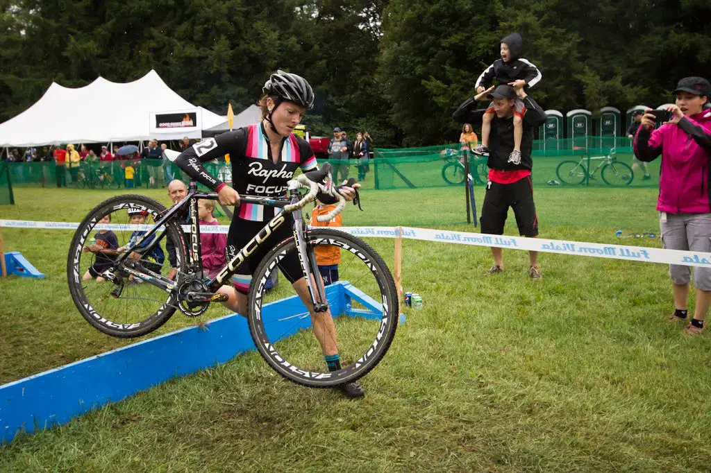 Rochester NY\'s Rohrbach’s Ellison Park UCI Cyclocross Race, Day 1. © Brian Boucheron