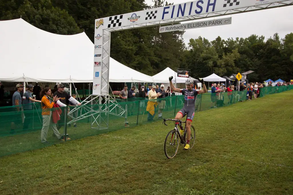 Rochester NY\'s Rohrbach’s Ellison Park UCI Cyclocross Race, Day 1. © Brian Boucheron