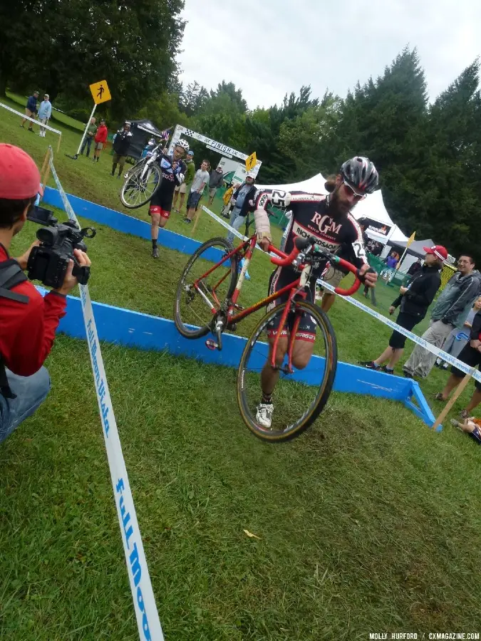 Rochester Elite Men Day 1. © Cyclocross Magazine