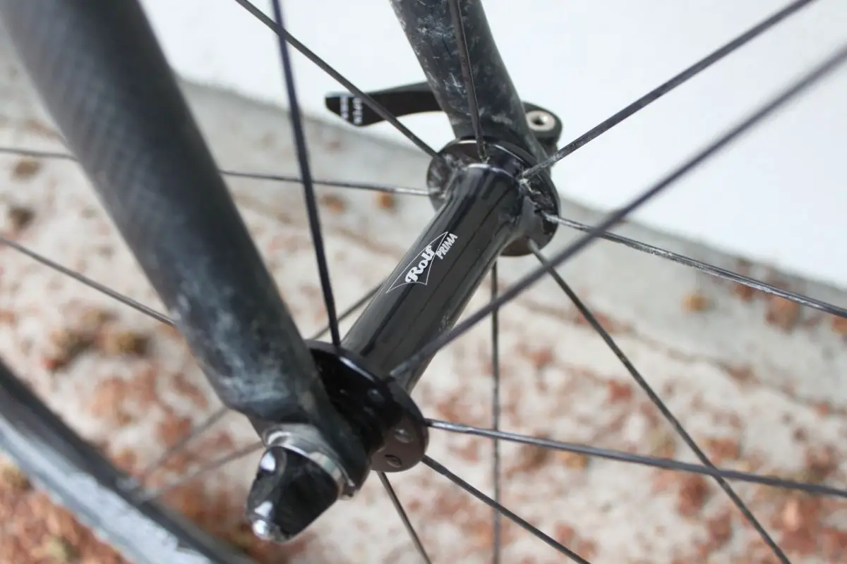 The Rolf SSCX cyclocross wheelset shares the same front 200 gram hub as the VCX wheelset. © Cyclocross Magazine