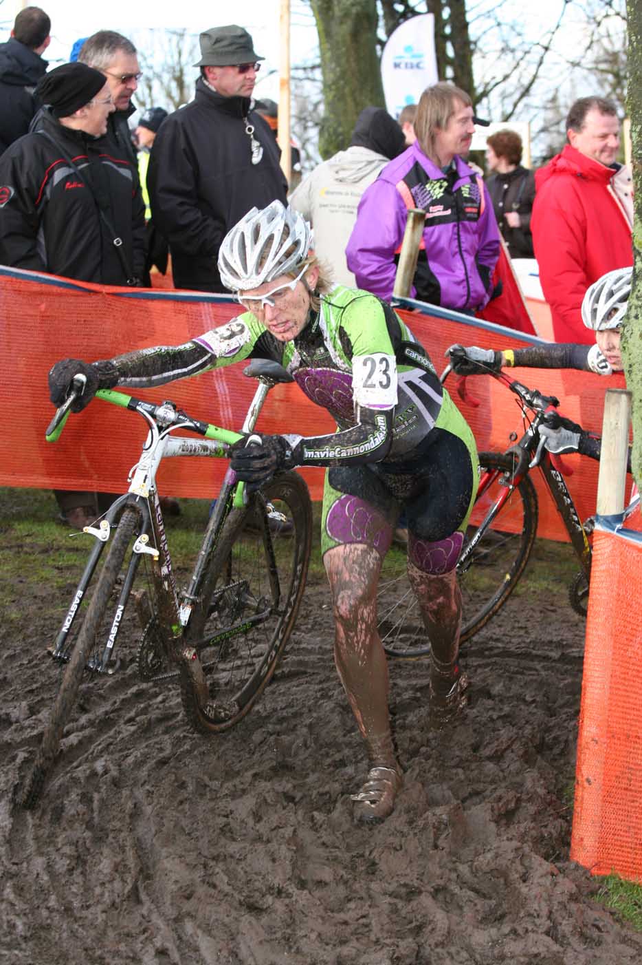 Sue suffering through the endless mounts and dismounts. by Cyril Guerin