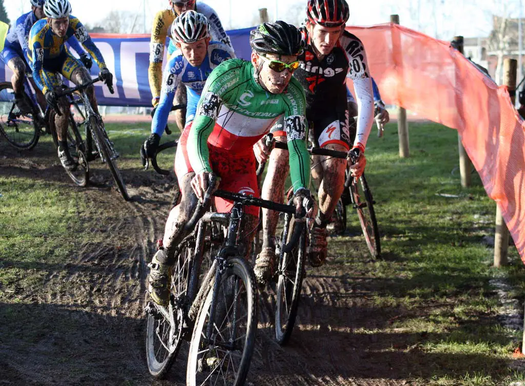 The pack snakes its way through the Roubaix course. ? Bart Hazen