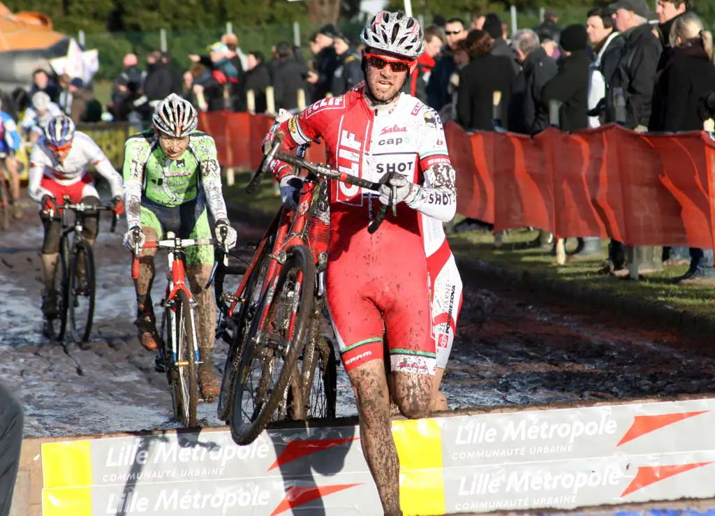 Troy Wells showing good form in Roubaix. ? Bart Hazen