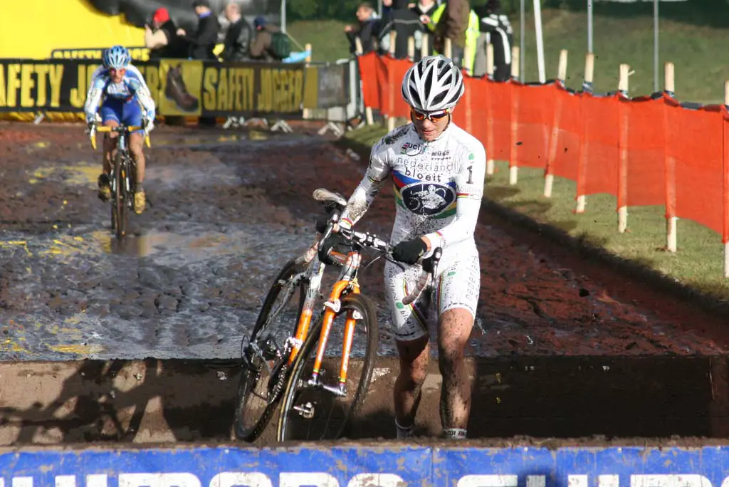 World Champion Vos charging through the barriers. ? Bart Hazen